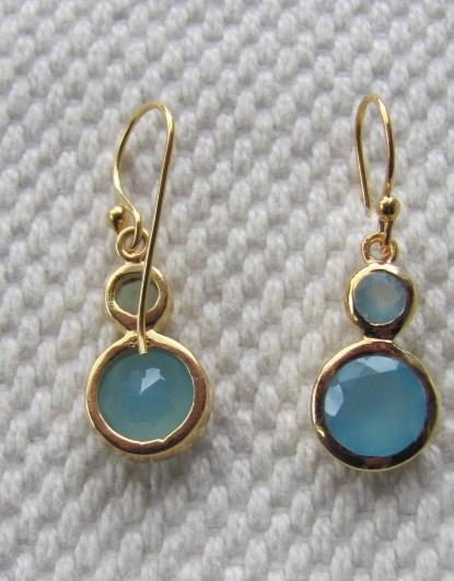 Earring  gold plating on silver with blue calceadone