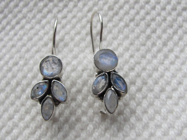 Silver dormeuse earrings with rainbow moonstone