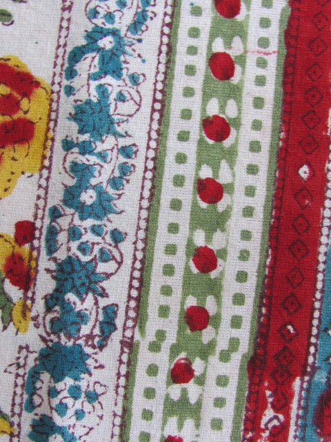 Bedsheet bohemian  on the bed, grand foulard