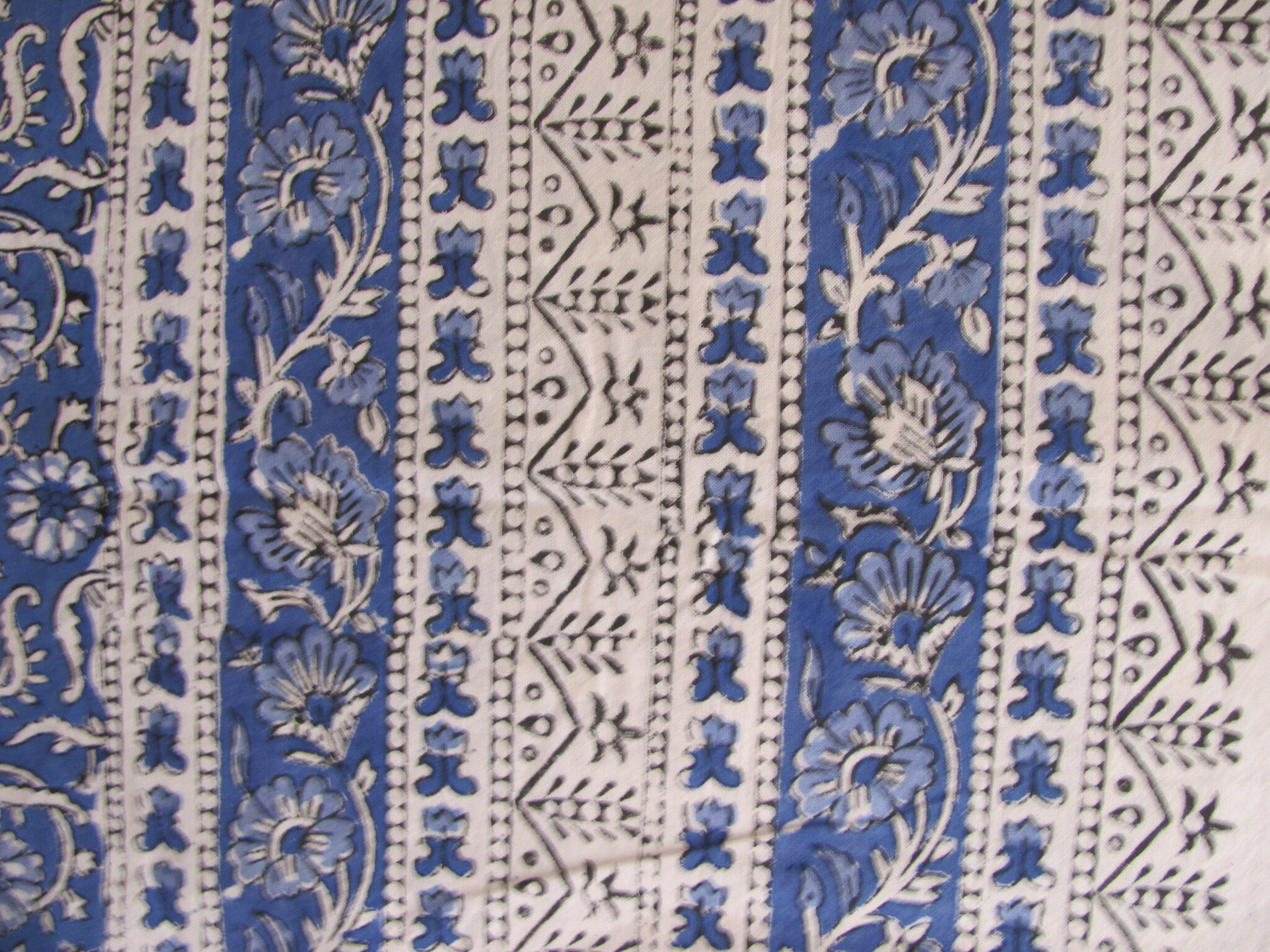 Bedsheet ,  grand foulard  tabelcloth boho living