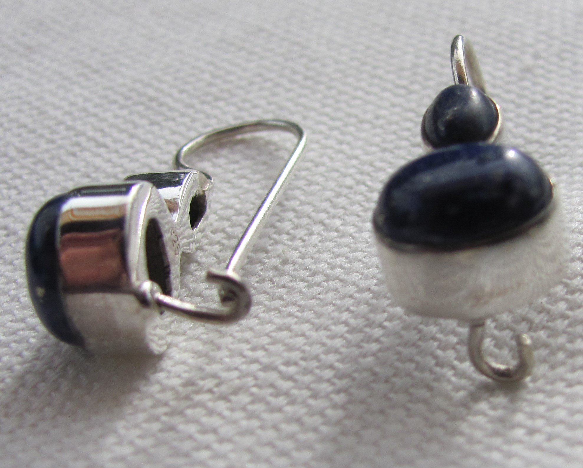 Earring silver with   lapis lazuli, dormeuse