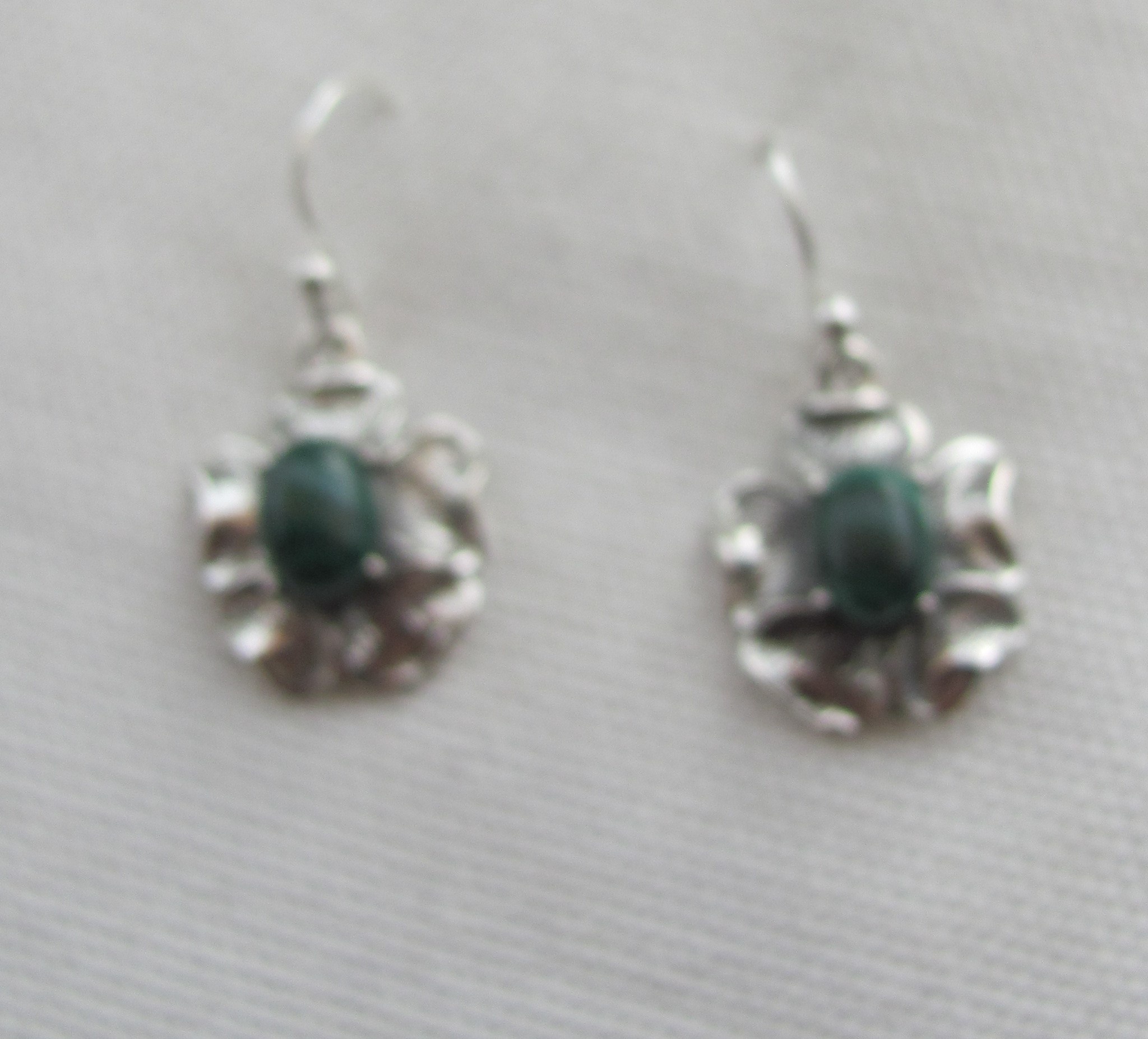 Silver Earrings with Malachite