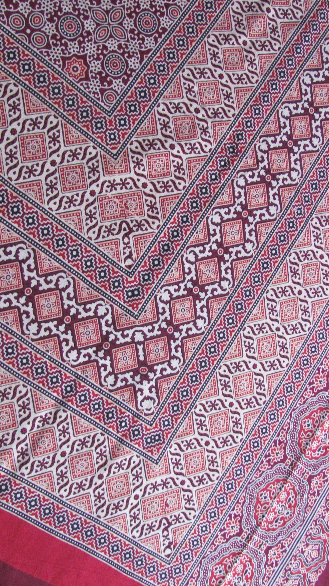 Bedsheet Ajrak printed, grand foulard