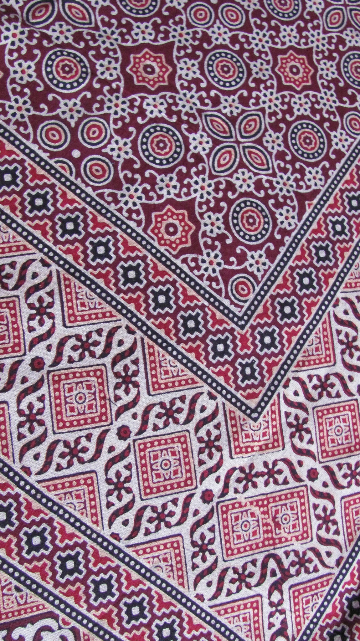 Bedsheet Ajrak printed, grand foulard