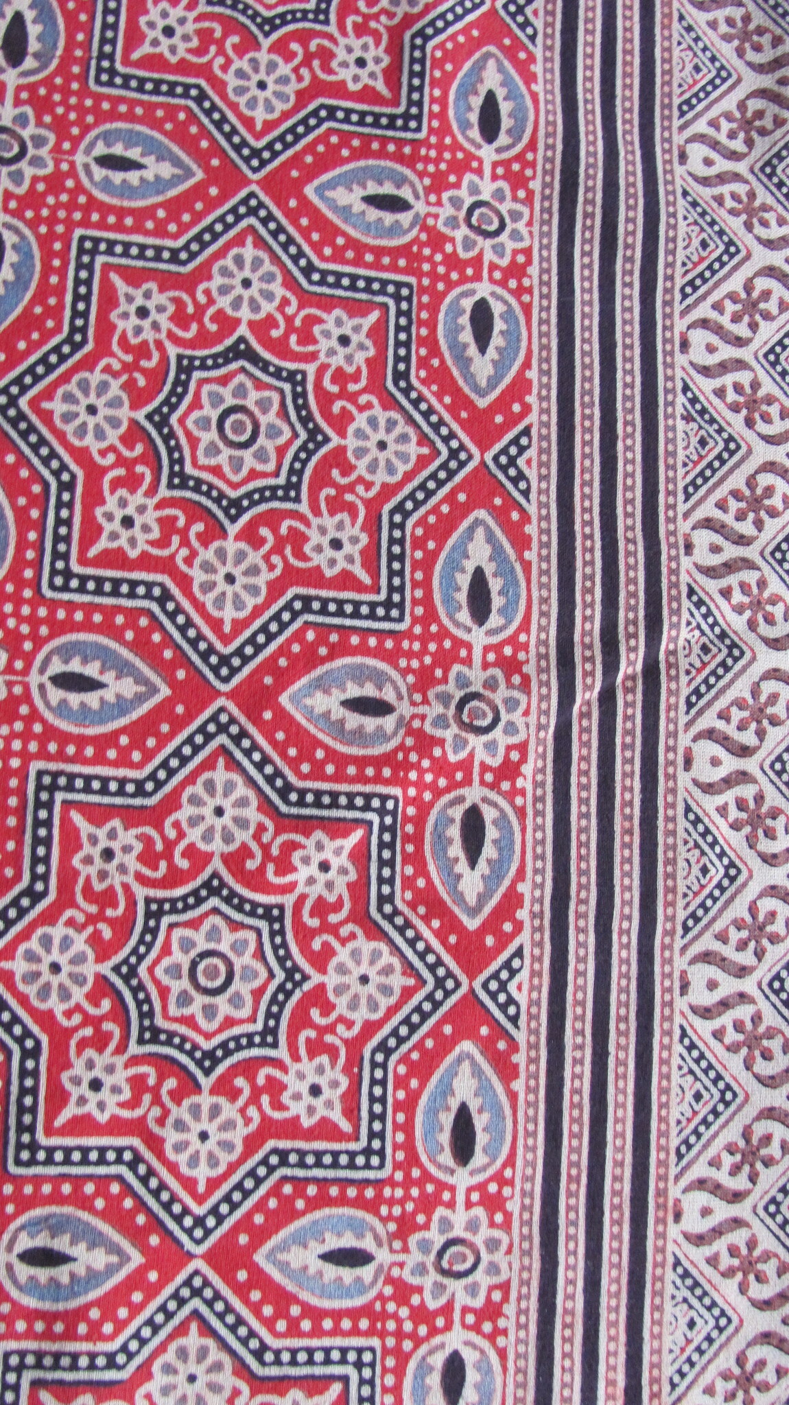 Bedsheet Ajrak printed, grand foulard