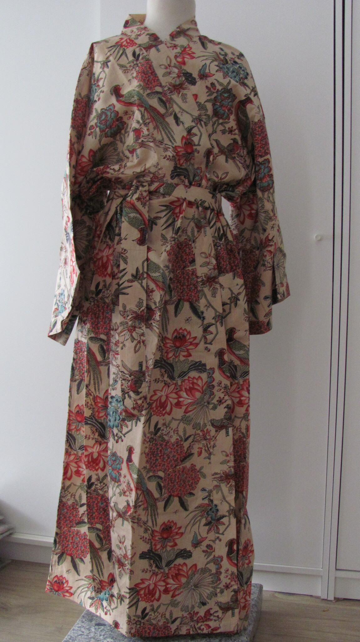 Kimono, dressing gown hand printed with vegetable dyes. 100% cotton