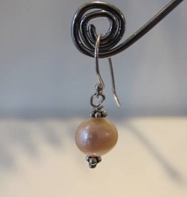 Earring silver with pearl