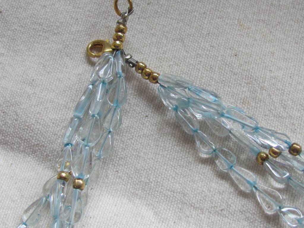 Necklace aquamarine gold on silver