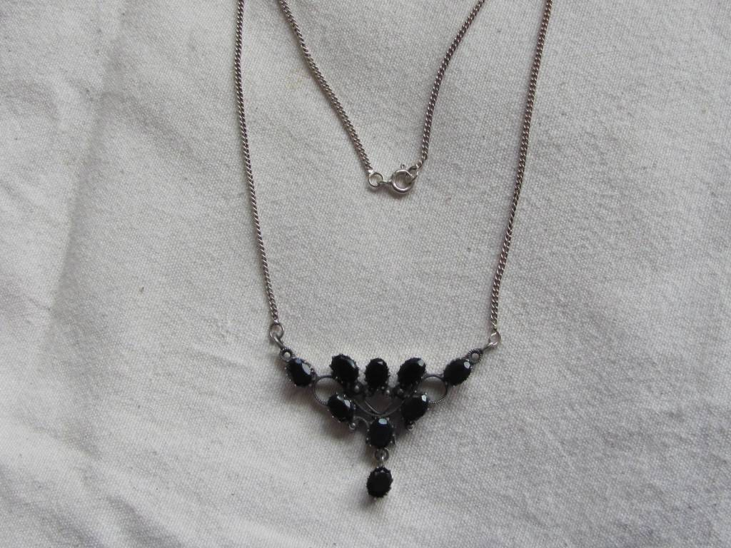 Necklace Bram Stokers mistress silver onyx