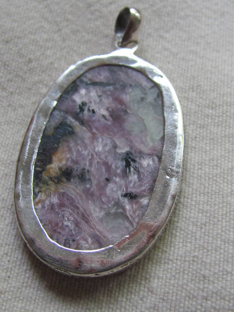 Pendant silver charoite