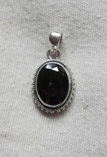 Pendant silver garnet