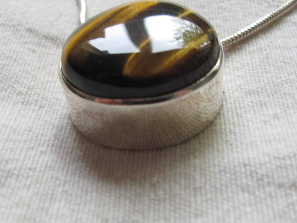 Necklace silver tiger eye