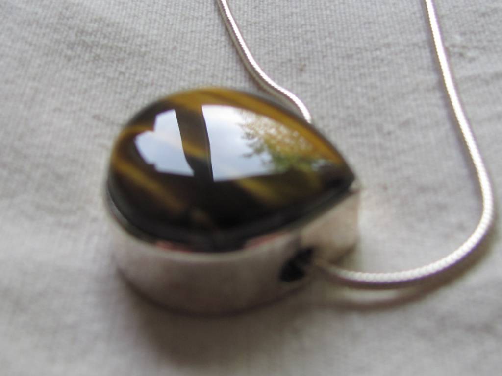 Necklace silver tiger eye