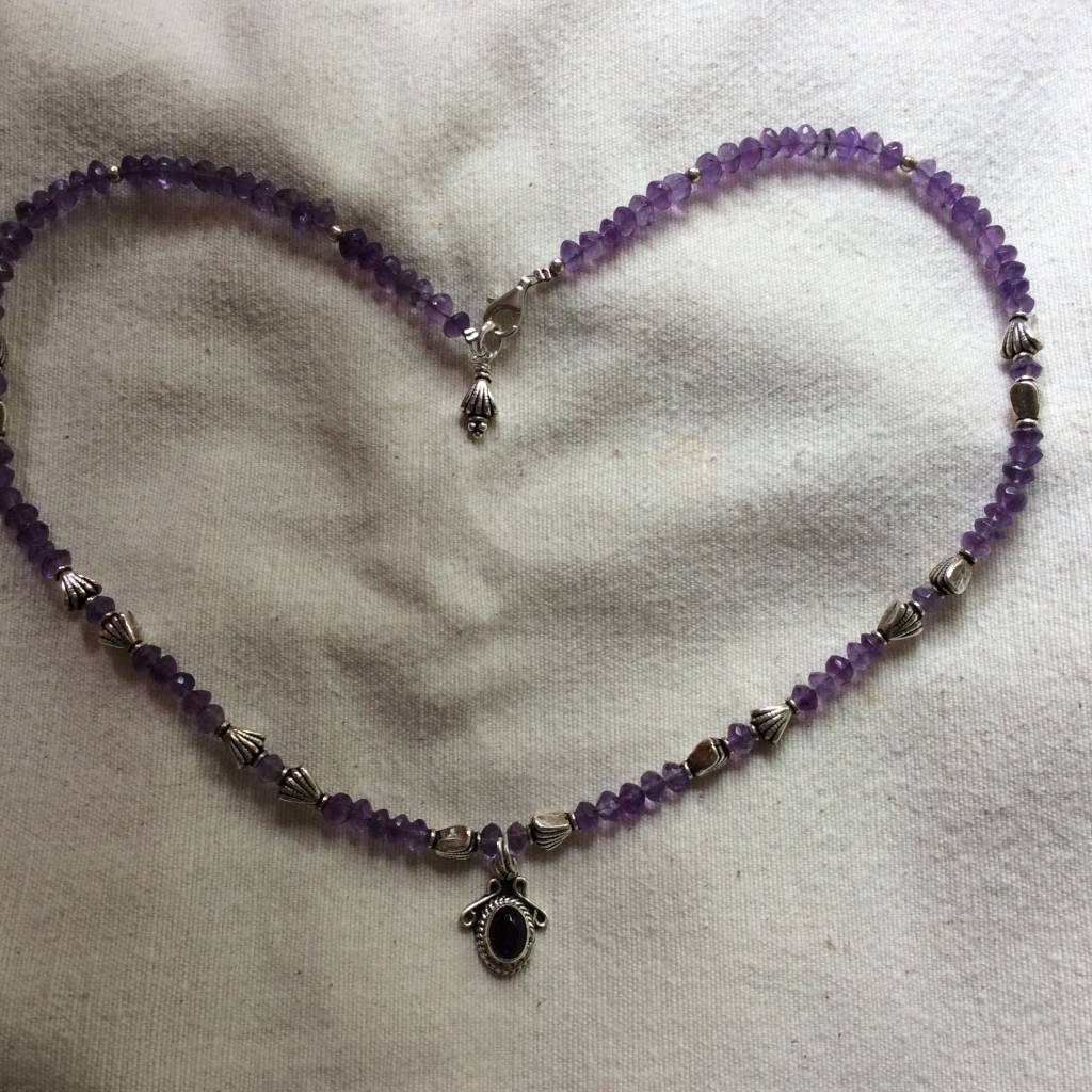 Necklace silver amethyst