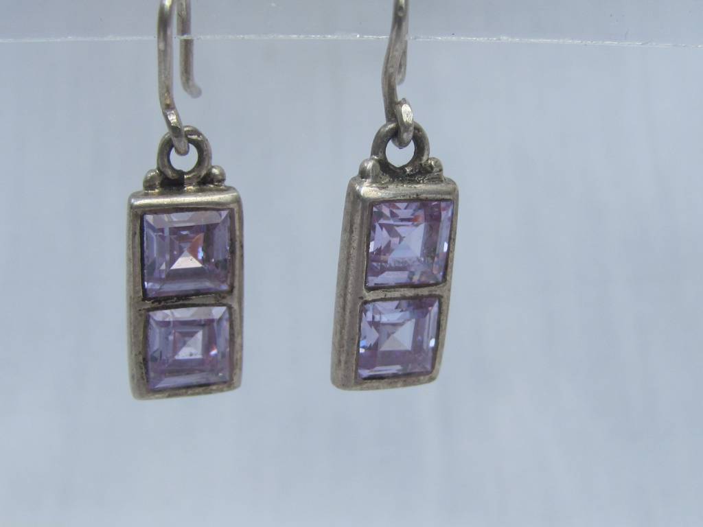 Earring silver with amethyst
