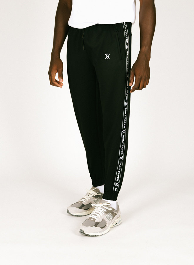 campingvogn respons landmænd Daily Paper Etape Logo Track Pants Black - GRAIL