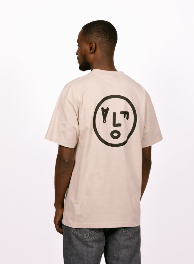 Face Tee Cement