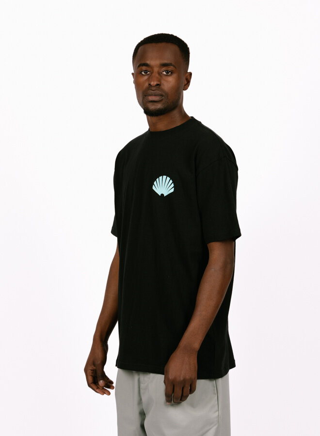 Logo Tee Black Pool