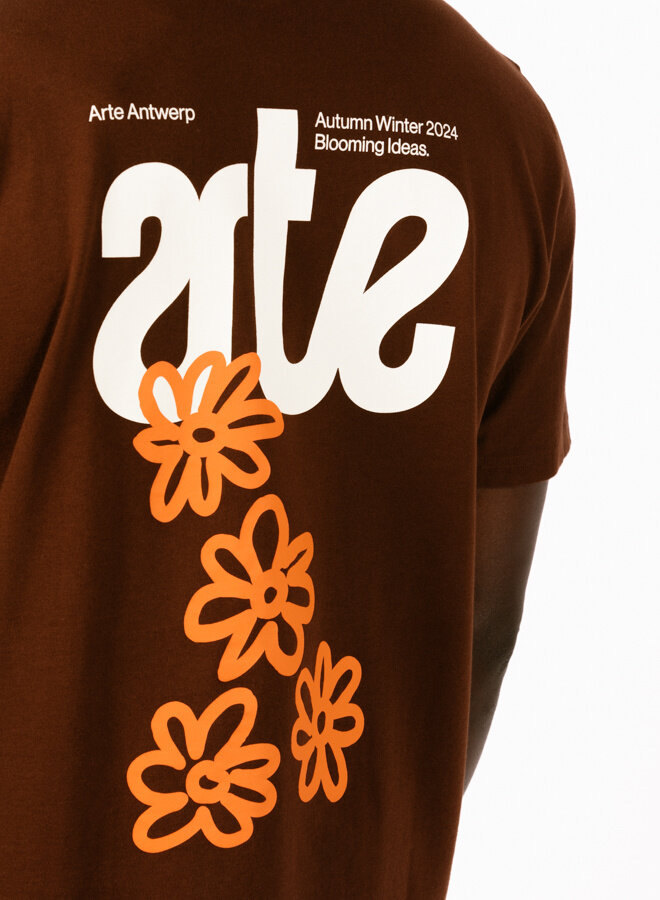 Flowers Back T-shirt Brown