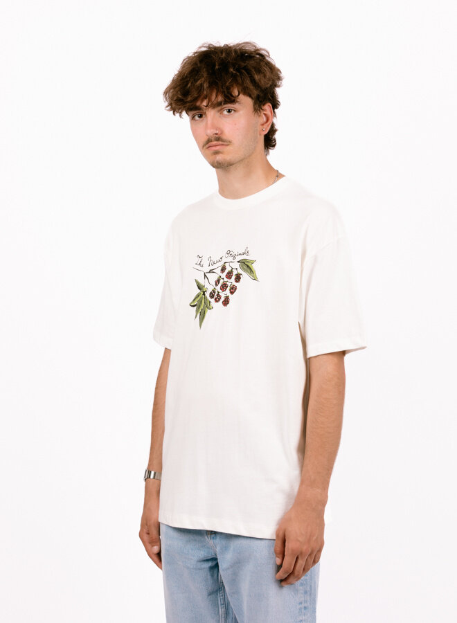 9 Berries Tee White Alyssum