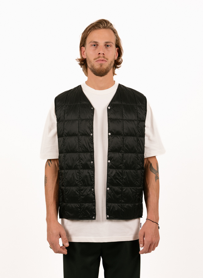 Taion V Neck Button Down Vest Black TAION-001 - GRAIL