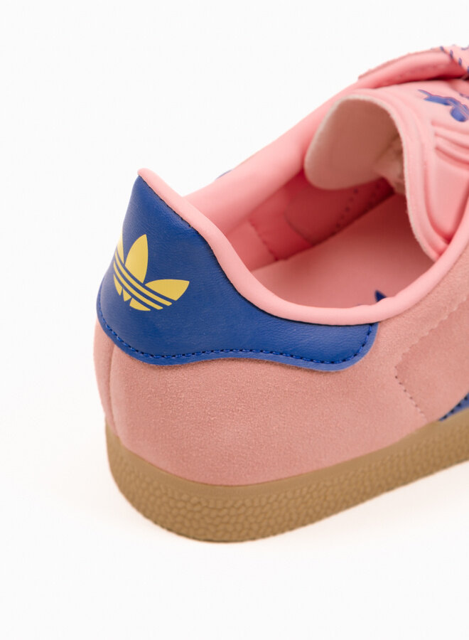 Gazelle – Semi Pink Spark / Lucid Blue / Pure Sulfur