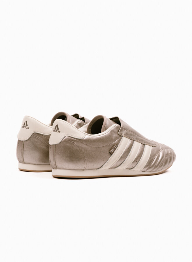 adidas originals Taekwondo Earth Strata / Cream White / Gum