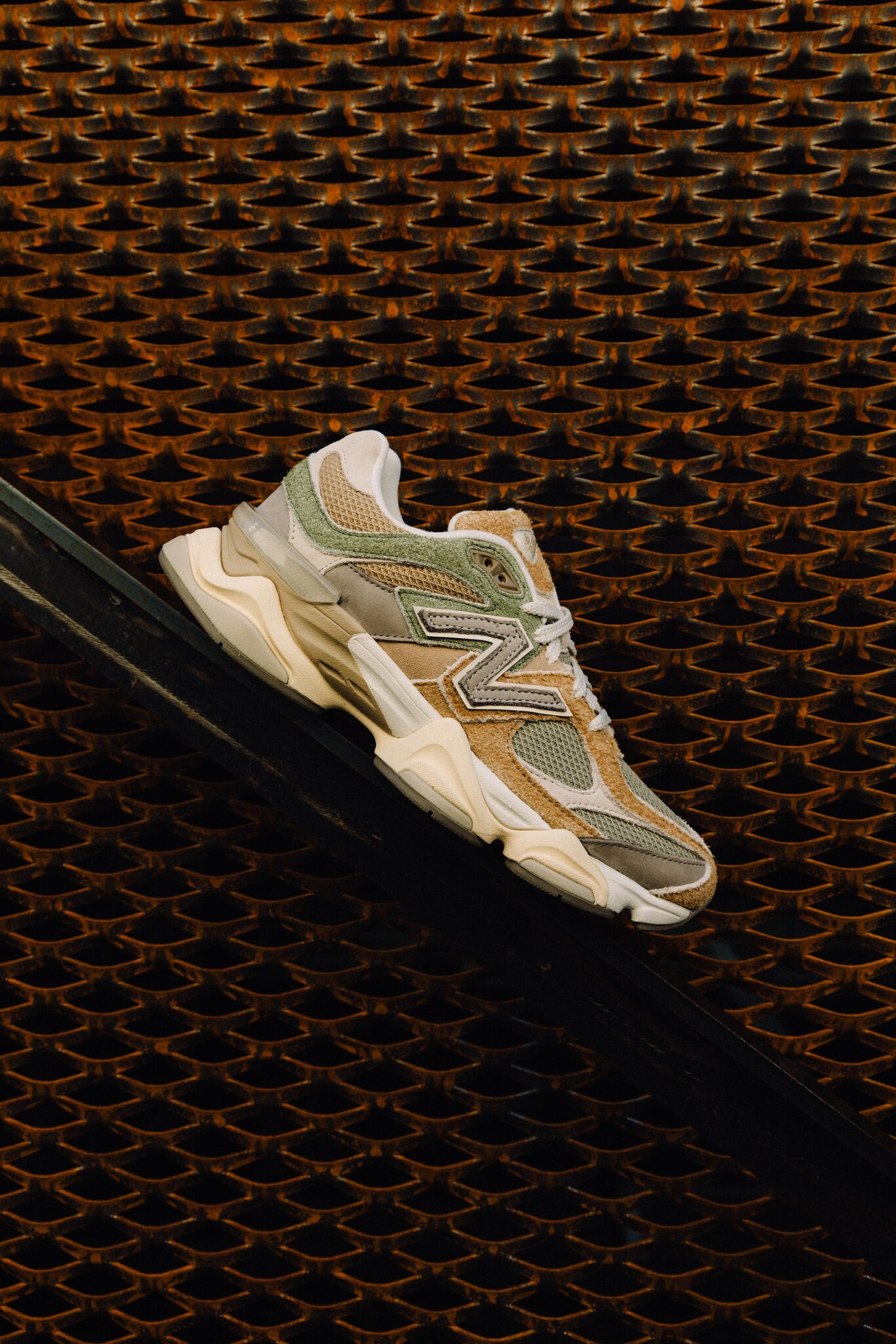 new balance, ss25, new balance 9060, luxe sneakers, suède sneakers, y2k sneakers, heren sneakers, dames sneakers, limited edition sneakers, sneaker release, 9060 new balance, streetwear
