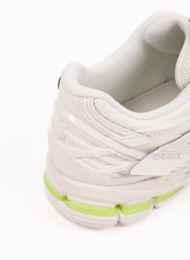 1906 White Mint Flash U1906AE