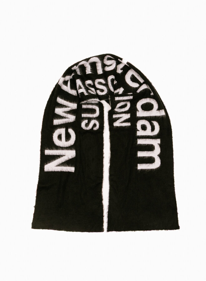Fuzzy Name Scarf Black / White