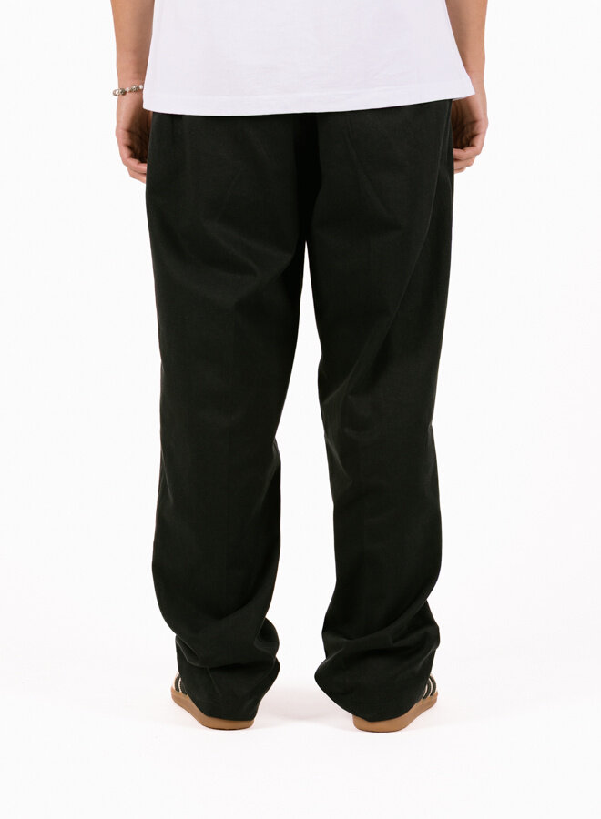 Regulart Pleated Pant Black