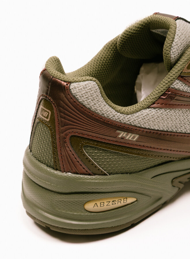 740 Woodland / Dark Olivine / Shipyard / Rich Oak U740AB2