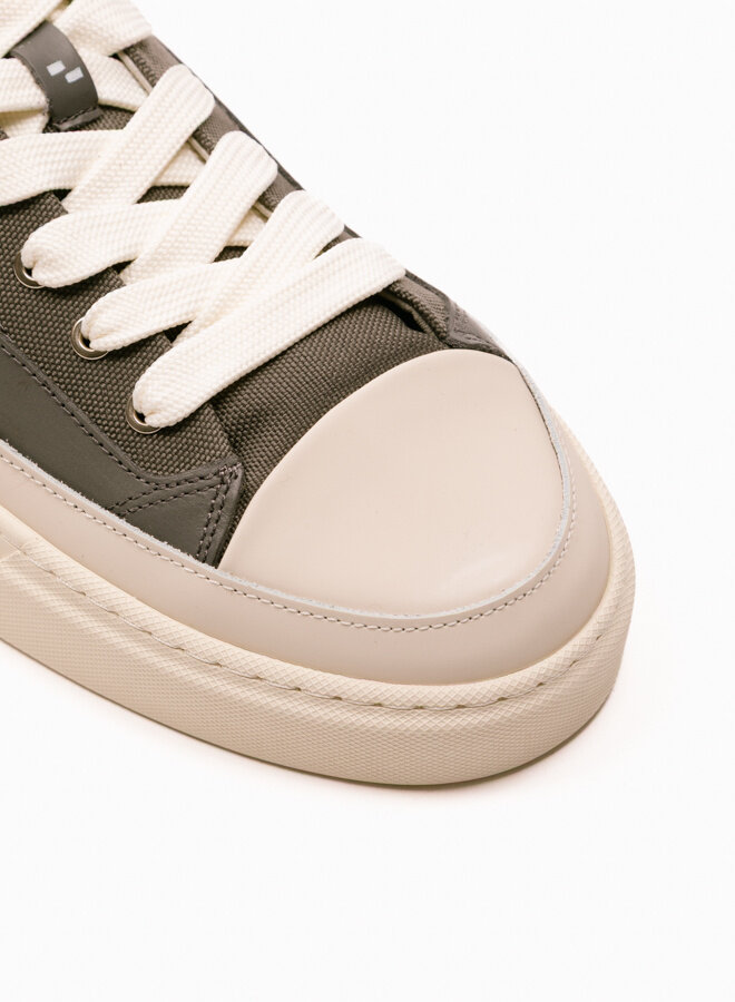 Riviera Low Dark Grey