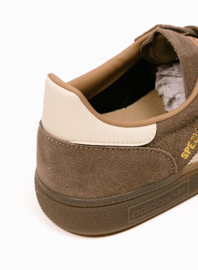 Spezial Earth Strata / Wonder White / Gum