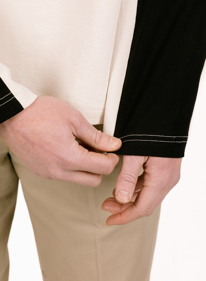 Longsleeve Warm Sand / Black