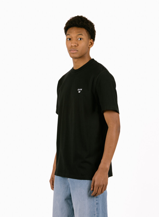 SS26 Heart Logo T-shirt Black