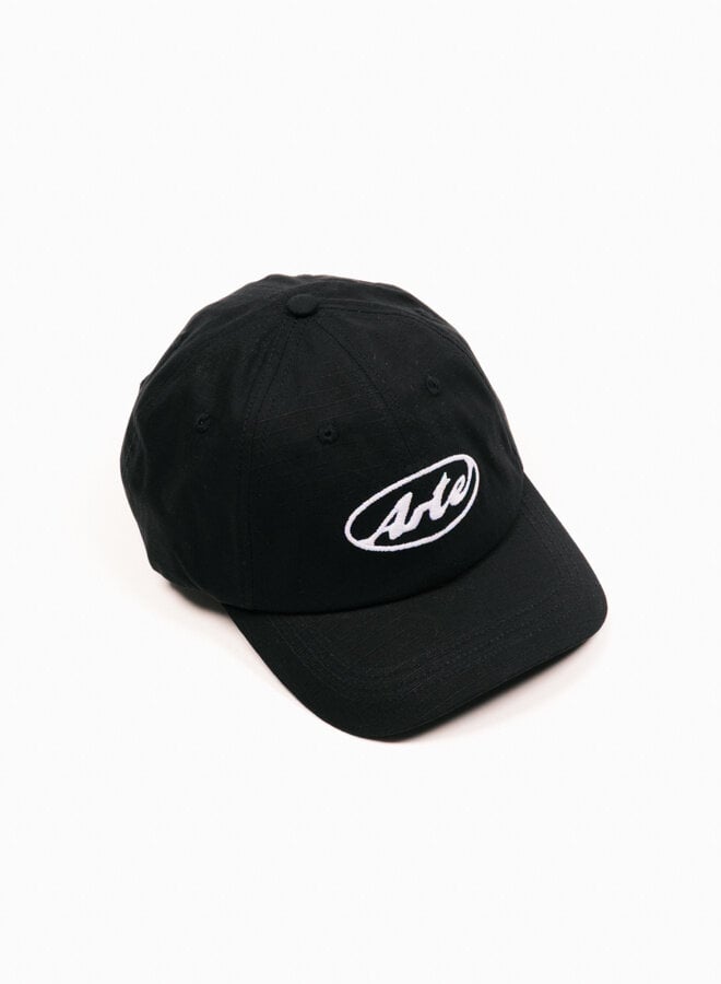 Round Logo Cap Black