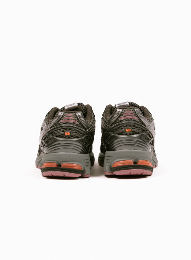 1906 Dark Silver Metallic Rosewood U190629R