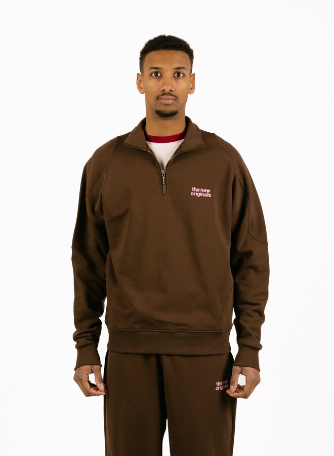 The New Originals Emblem Half Zip Sweater Potting Soil/Light Pink