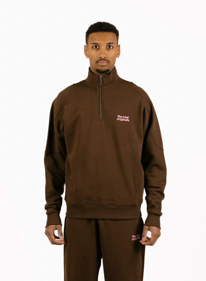 The New Originals Emblem Half Zip Sweater Potting Soil/Light Pink