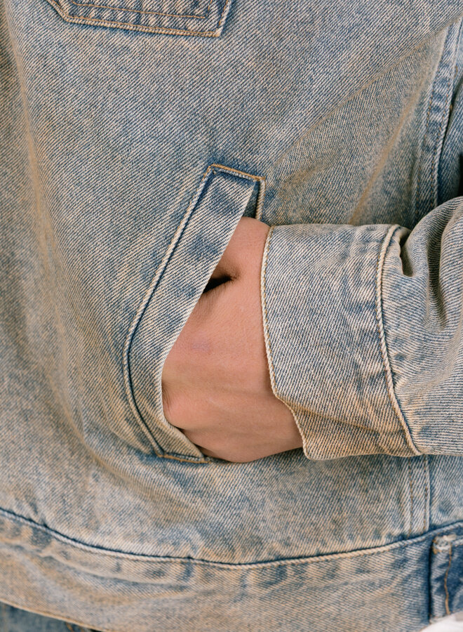 Base Trucker Jacket Heavy Vintage Light Indigo