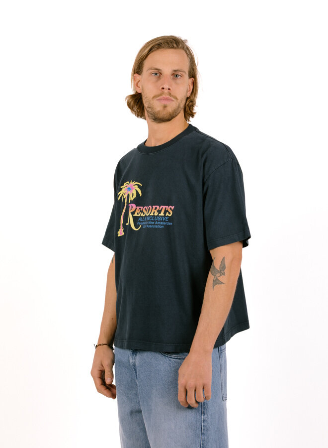 Resorts Tee Navy Blazer