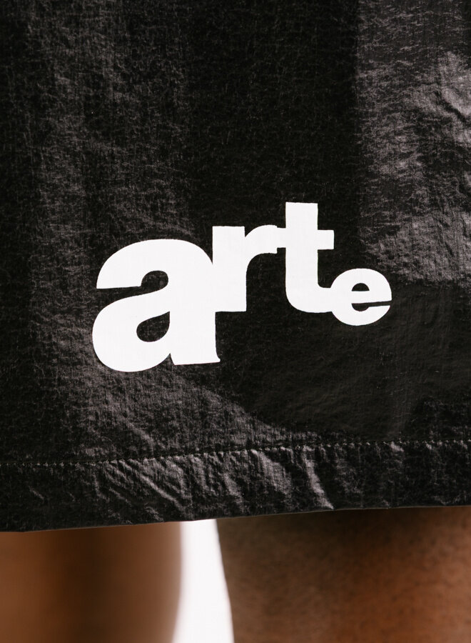 Arte Antwerp Big Logo Shorts Black