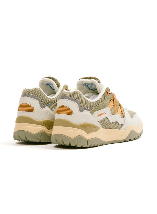 Fusion XT Icicle / Oak Buf