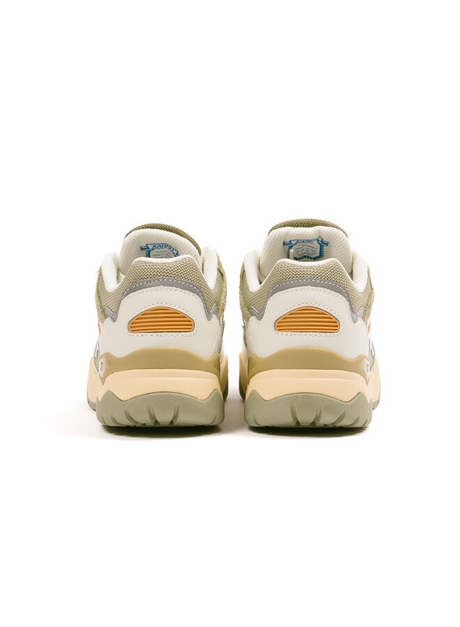 Fusion XT Icicle / Oak Buf