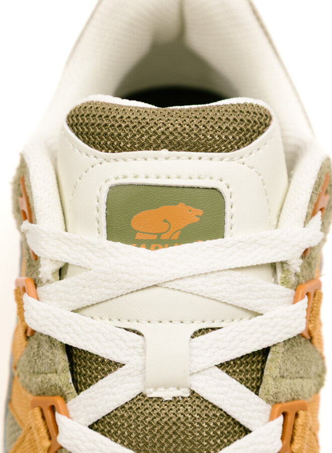 Fusion XT Icicle / Oak Buf