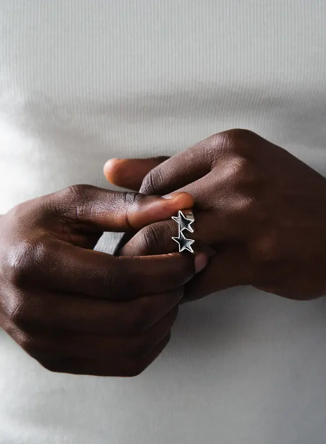 Icon Black Enameled Single Ring Silver