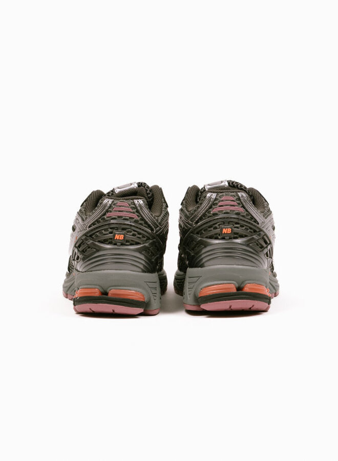 1906 Dark Silver Metallic Rosewood U190629R