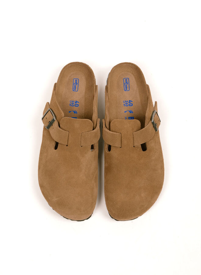 Boston Soft Footbed Suede Leather Dark Tea Tonal