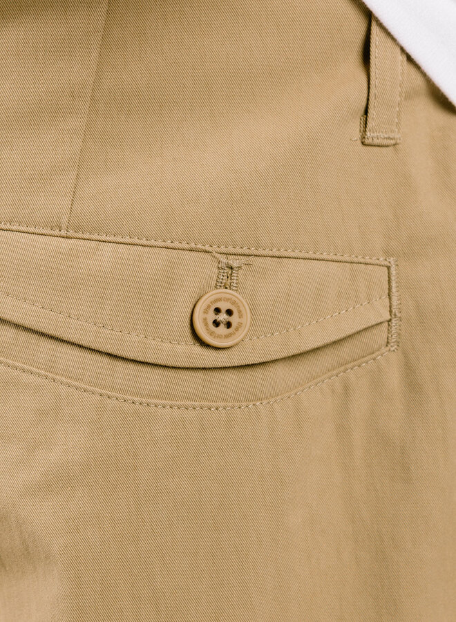 Emblem Shorts Khaki